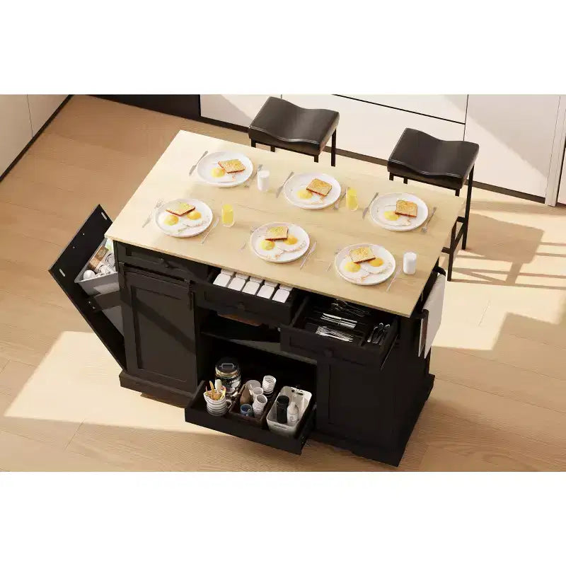 Isola da cucina da 54" con presa elettrica, anta ribaltabile e armadietto per la spazzatura, carrello da cucina con 2 ante scorrevoli a fienile, 3 cassetti, grande tavolo da bar per caffè