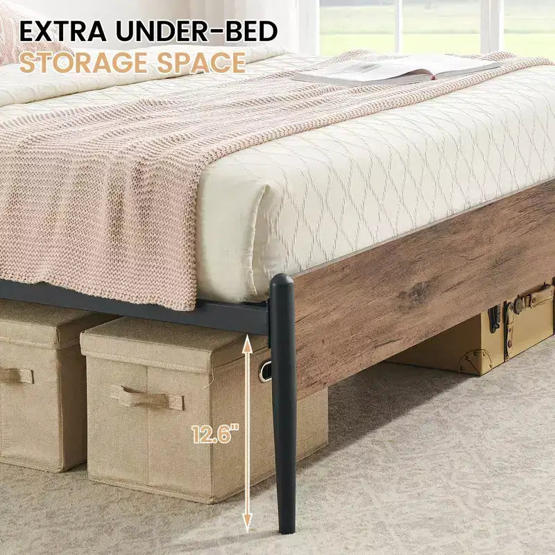 Struttura Letto Matrimoniale in Metallo, Testiera Curva in Legno, Contenitore Sottoletto, Supporto a Doghe in Acciaio, Nessuna Molla Richiesta
